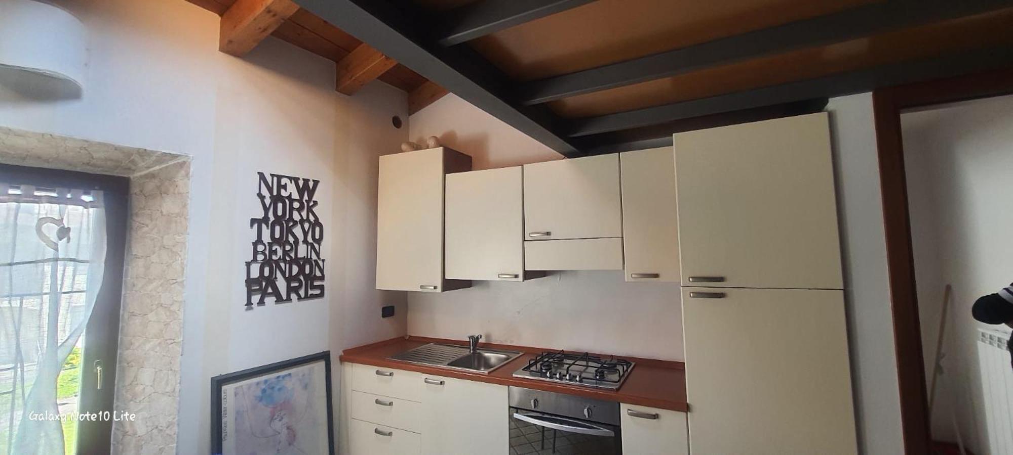 A Casa Di Leo Apartment Capriate San Gervasio Luaran gambar